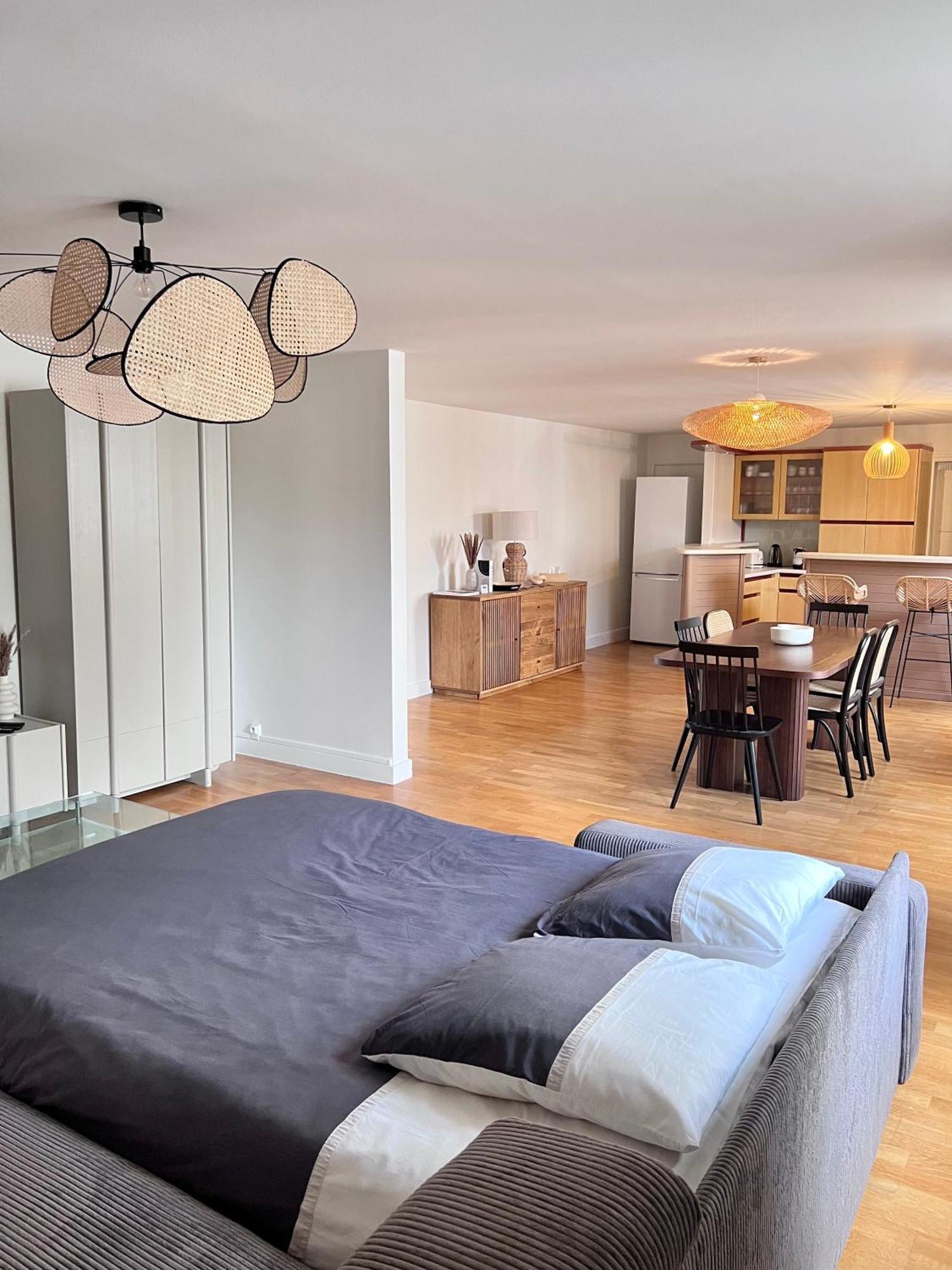 Grand Appartement Ultra Moderne Plein Centre, Plage A Pieds, Avec Parking Concarneau Bagian luar foto